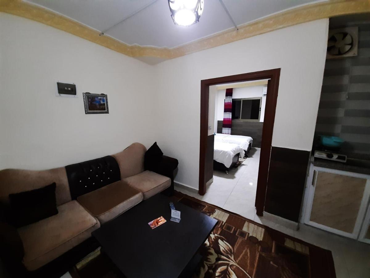 Petra Visitors Hotel Wadi Musa Dış mekan fotoğraf