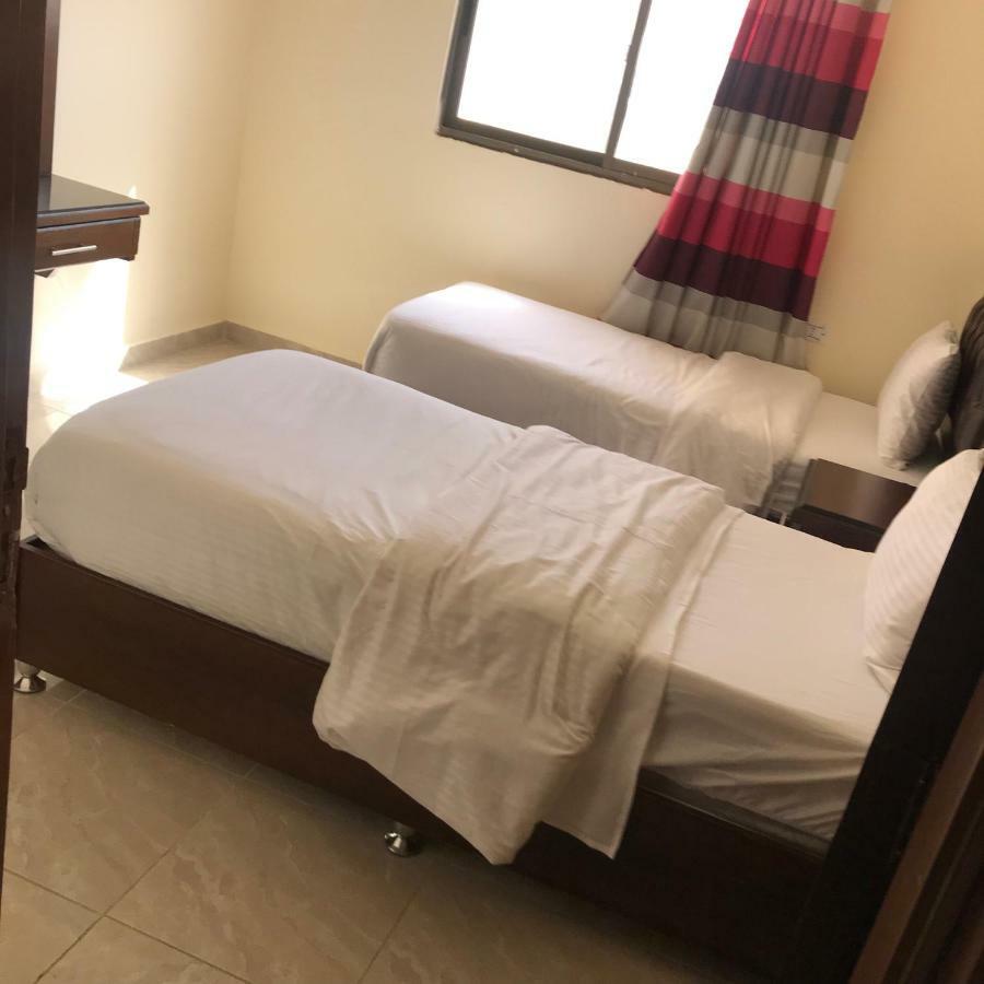 Petra Visitors Hotel Wadi Musa Dış mekan fotoğraf