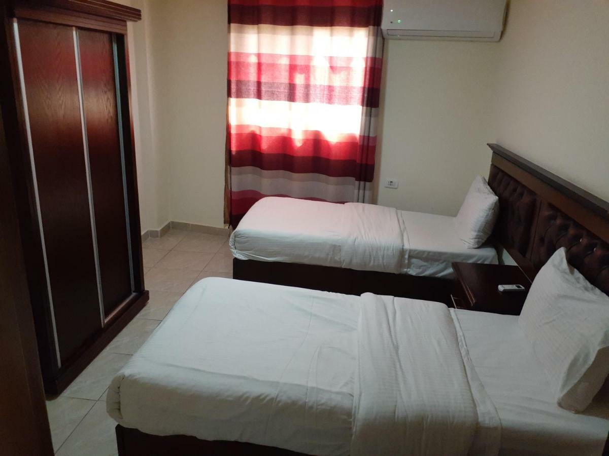 Petra Visitors Hotel Wadi Musa Dış mekan fotoğraf