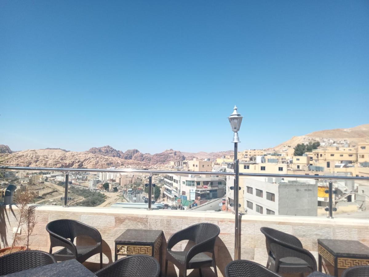 Petra Visitors Hotel Wadi Musa Dış mekan fotoğraf